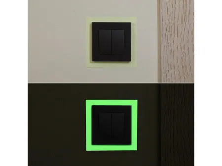 Taśma fluorescencyjna świecąca w ciemności 5m