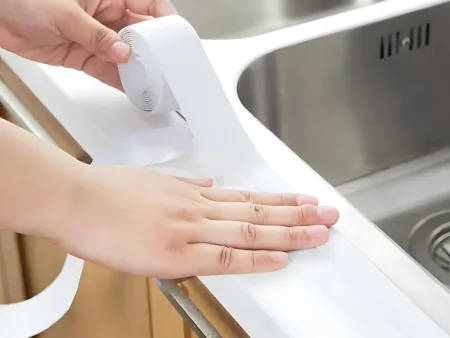 Biała taśma uszczelniająca do łazienki ściany wanny zlewu 3m mocny klej pvc