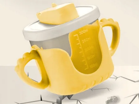 Kubek niekapek dla dziecka do picia silikonowe uchwyty 300ml ze słomką